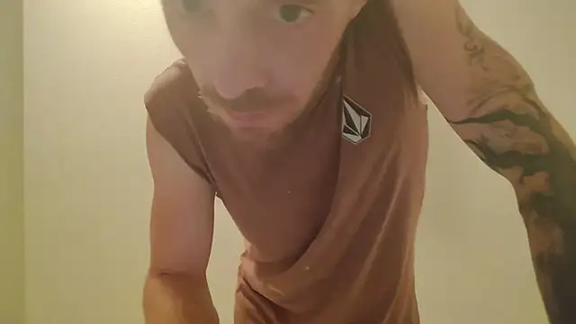 Huntzg23 webcam