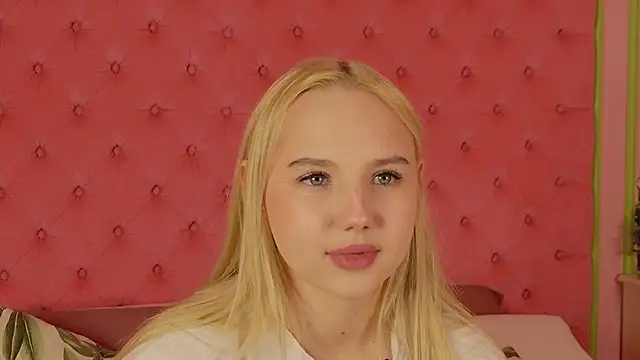 Sky_Cutie webcam