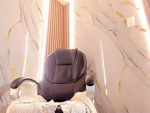 Marian_Cristal webcam