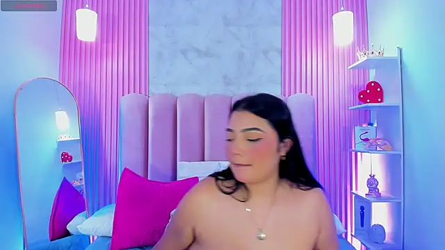 ArianaRougee webcam