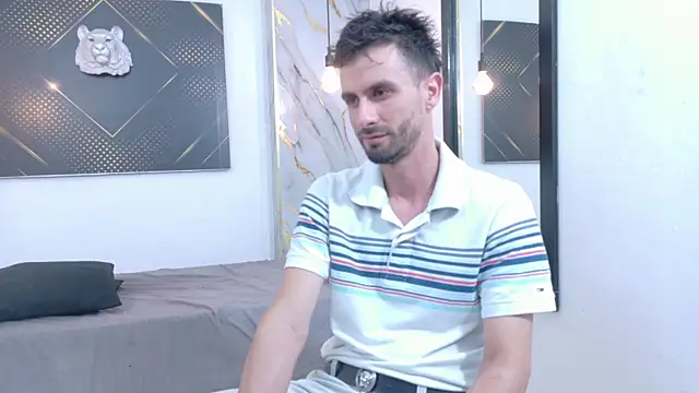 KingOfTemptation webcam