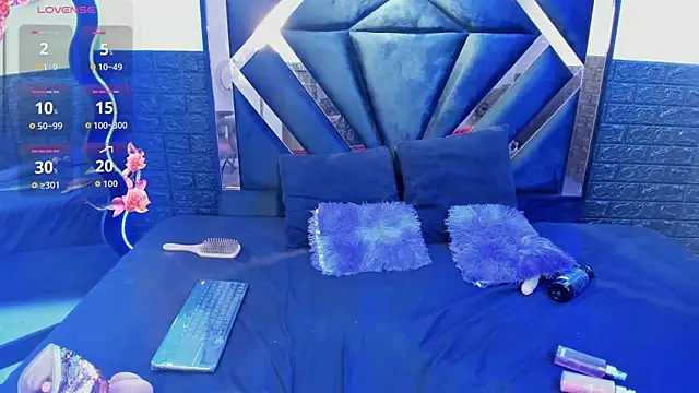 Queen_Jen webcam