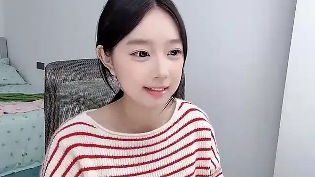 Yoyo33355 webcam