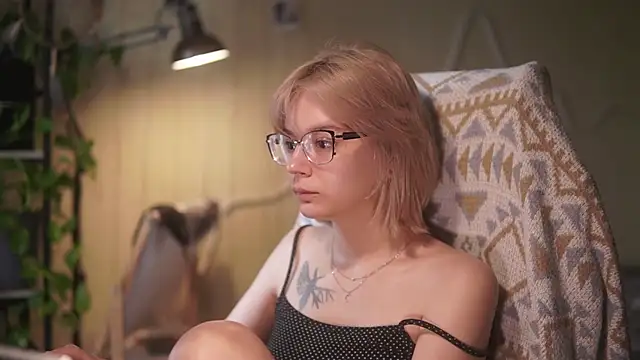 alyssa_sweet webcam