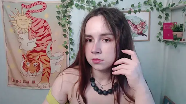 veryveryveryshy_ - VeryVeryVeryShy_'s free webcam - UK Sex Cams