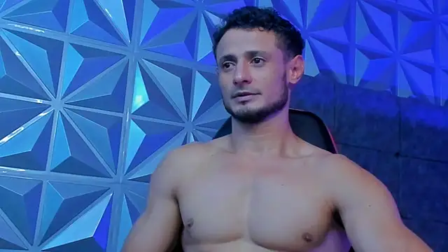 Adonys_Lewis_ webcam