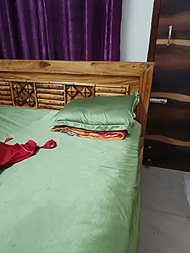 BongQueen9 webcam
