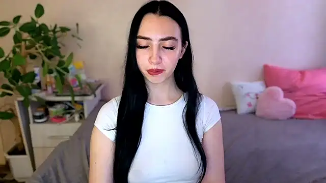 wildkittenx_ - WildKittenX_'s free webcam - UK Sex Cams