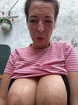 Almmaxxxx webcam