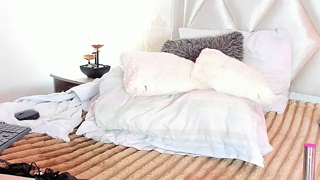 SeleneCarter webcam