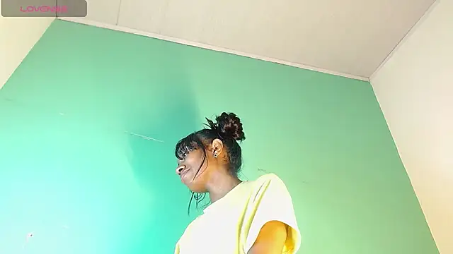 avaleri_cherry webcam