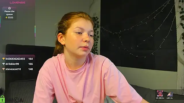 Nika_Jonson webcam