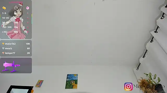 Mia-Valeria- webcam