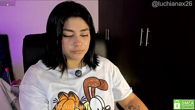 lucy26_ webcam