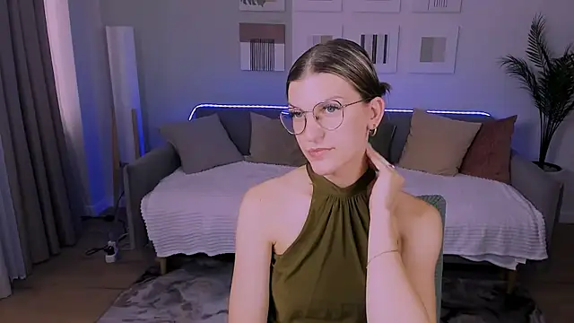 AnnaThorne webcam