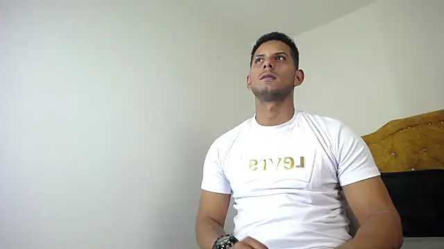 chris_dick23 - Chris_Dick23's free webcam - UK Sex Cams