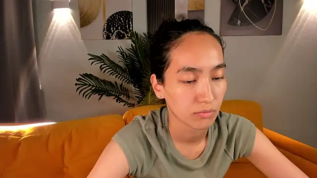 FlirtyAura webcam