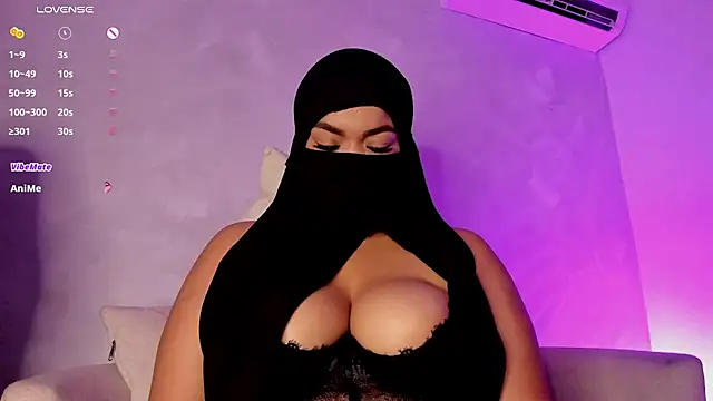 thaira_aly webcam