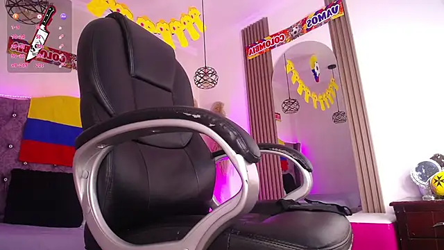 Amara_Davis1 webcam