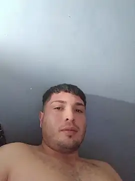 KEVINN022 webcam