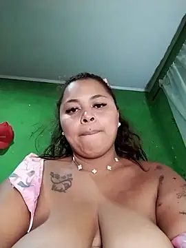 Nikita_Glam webcam