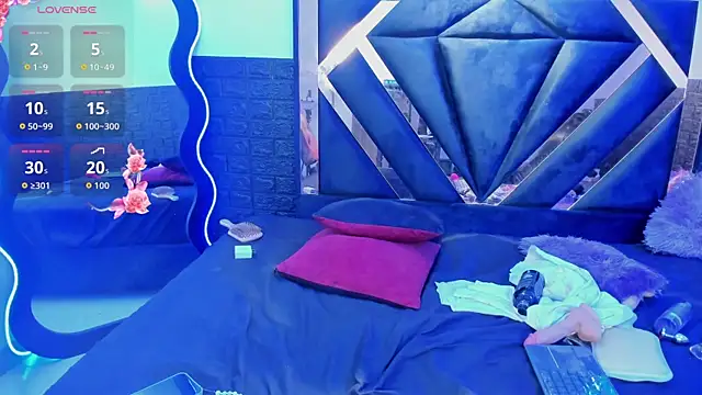Queen_Jen webcam