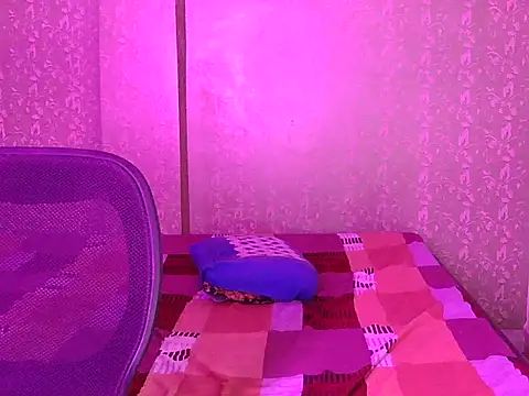 Hot-navyaa webcam
