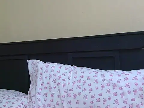 kinkydolll webcam