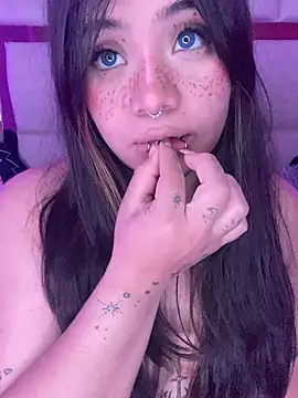 Amara_Kazumii webcam