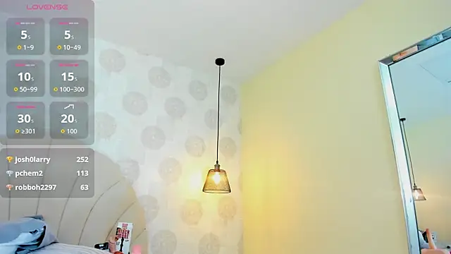 CIELO_BANKS live cam on StripChat