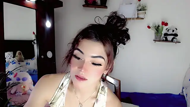 NathalialLooes live sex cam