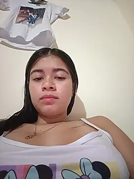 Kloe_1223 webcam