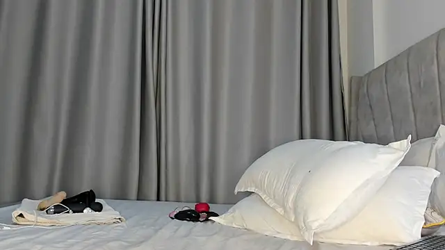 thee_sexy_goddess webcam