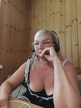 White-Chocolatte webcam