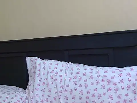 kinkydolll webcam