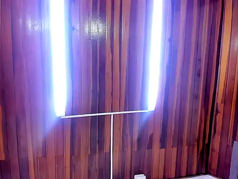 Violett_Bliss webcam