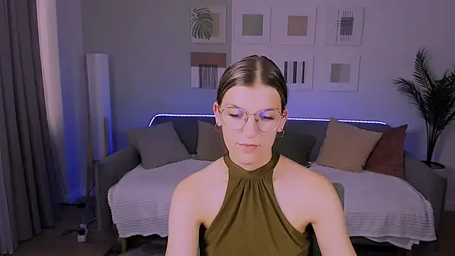AnnaThorne webcam