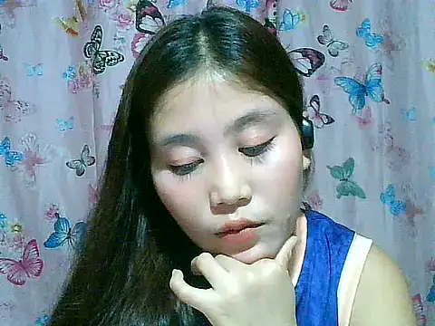 SexyAsianPussy4u webcam