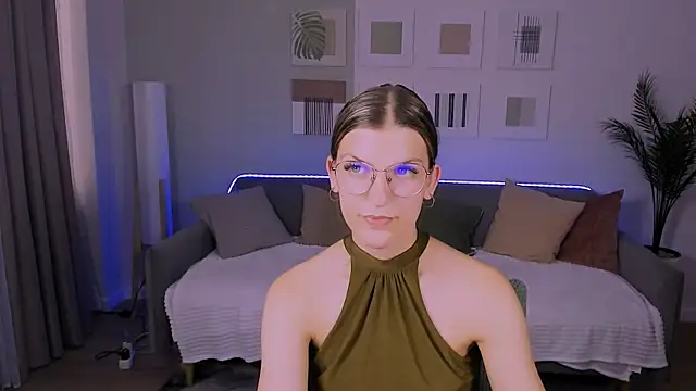AnnaThorne webcam