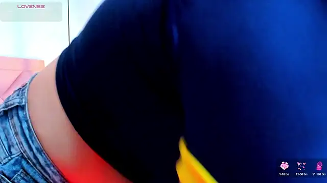 curly_babe webcam