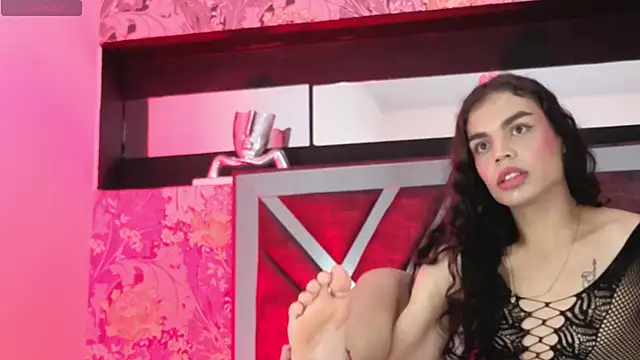 cami_doll_ webcam