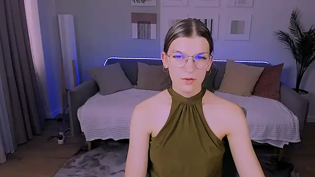 AnnaThorne webcam