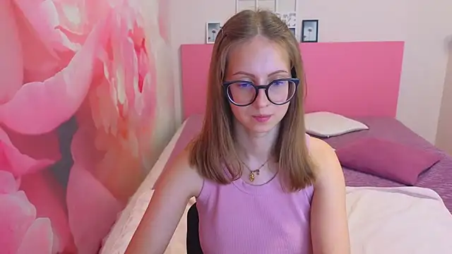 AliceAdams webcam