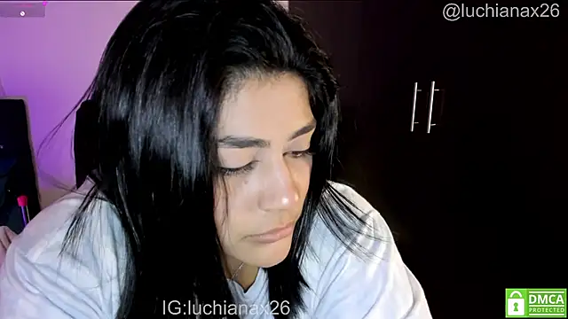 lucy26_ webcam