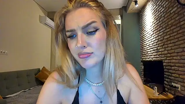 fifteenpoem webcam