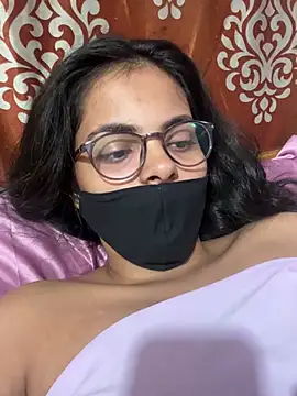 Sandhya_77 webcam