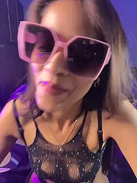 Ivy_the_goddess webcam