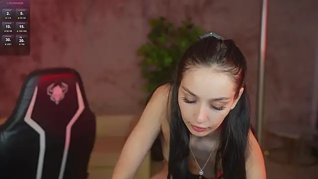 Mila_Rose054 webcam