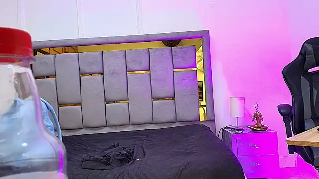 DominicAndLetty webcam