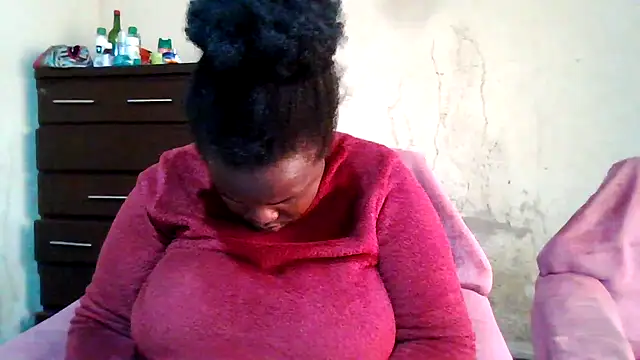 sexybigboobz webcam